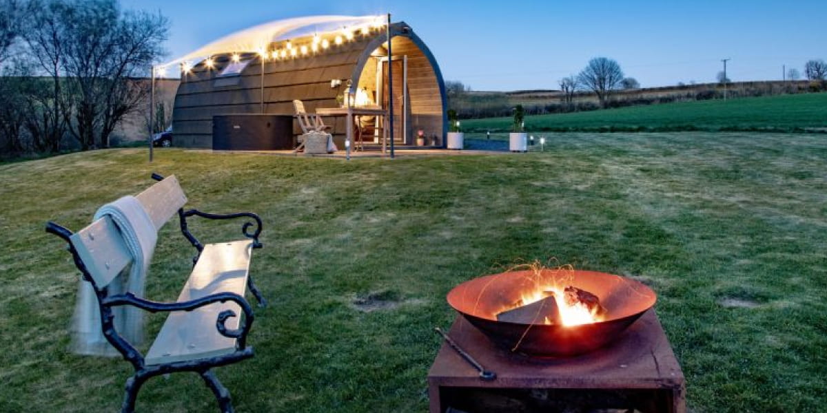 7 Reasons to Love Autumn Glamping Breaks in the UK